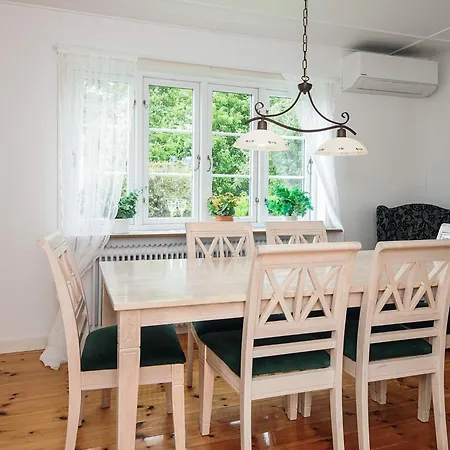 6 Person In Rødding